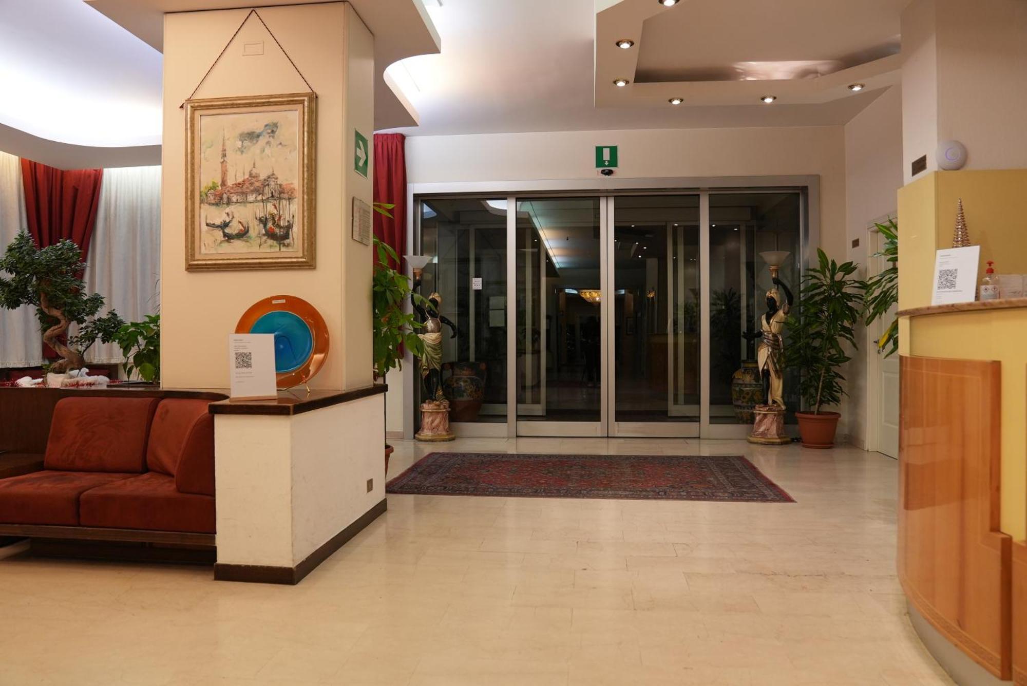 Hotel Albatros Mestre Ngoại thất bức ảnh