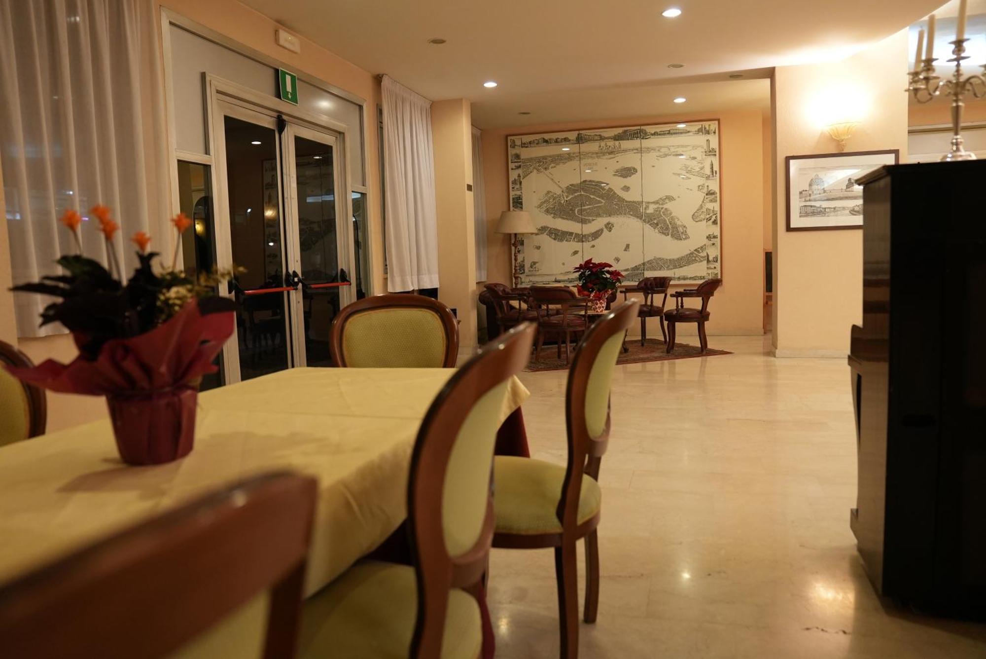 Hotel Albatros Mestre Ngoại thất bức ảnh