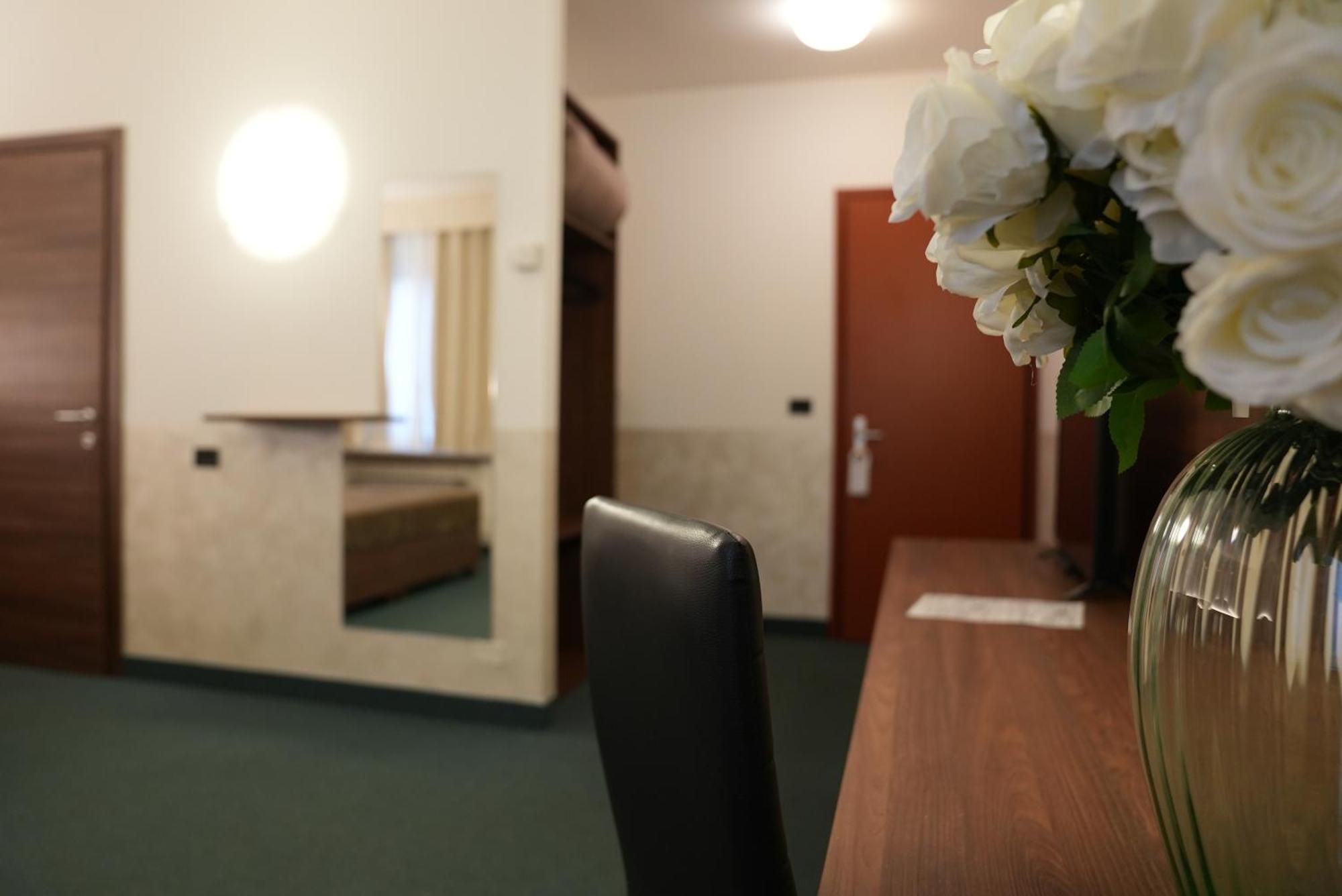 Hotel Albatros Mestre Ngoại thất bức ảnh
