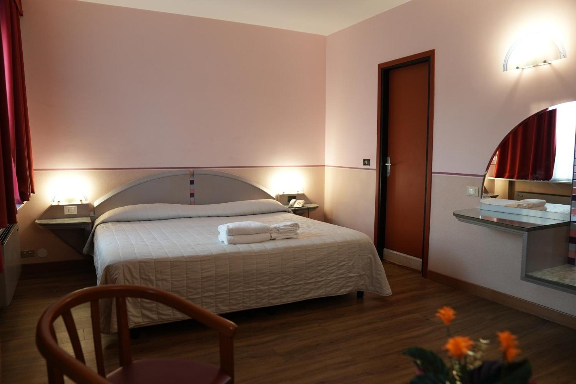 Hotel Albatros Mestre Ngoại thất bức ảnh