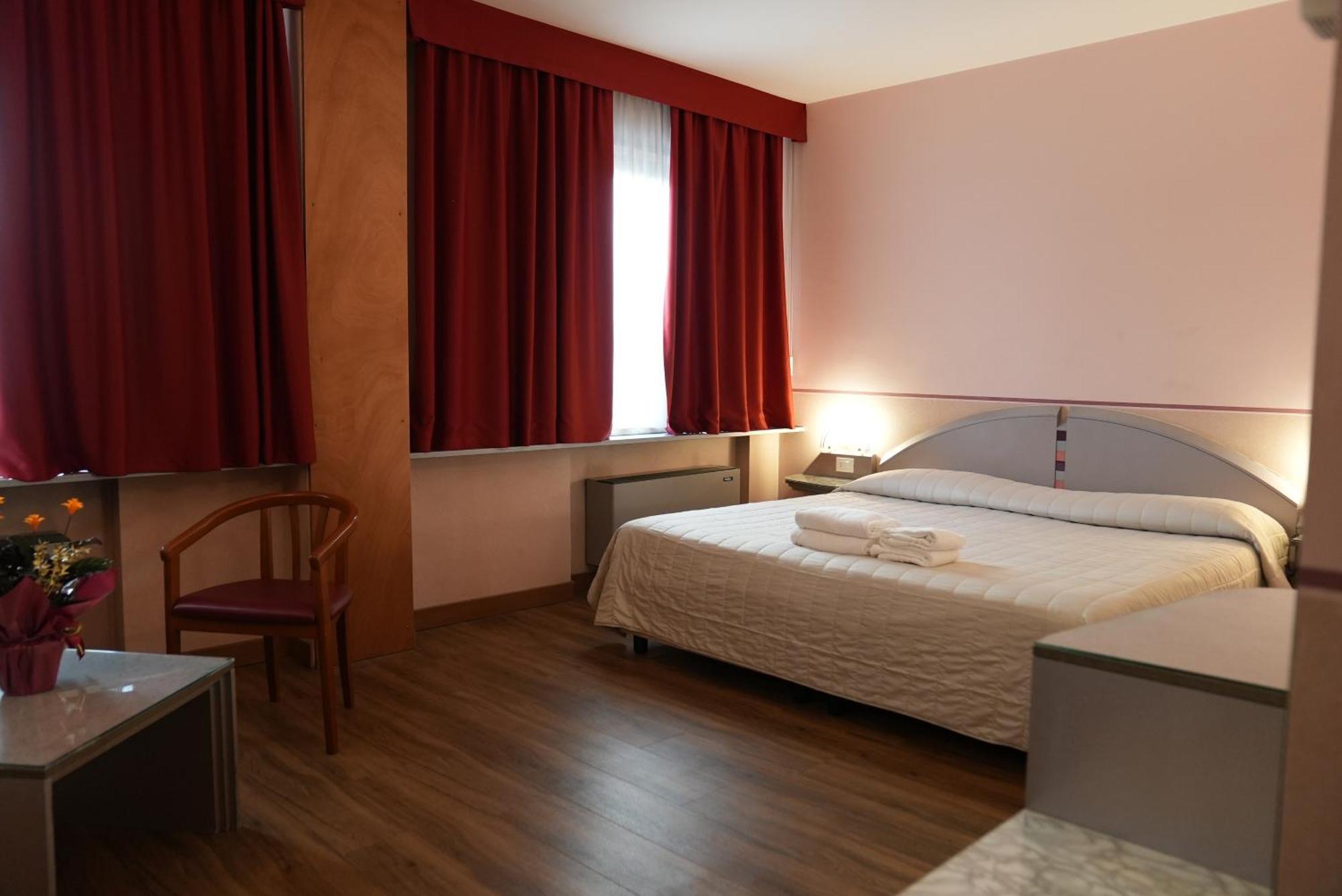 Hotel Albatros Mestre Ngoại thất bức ảnh