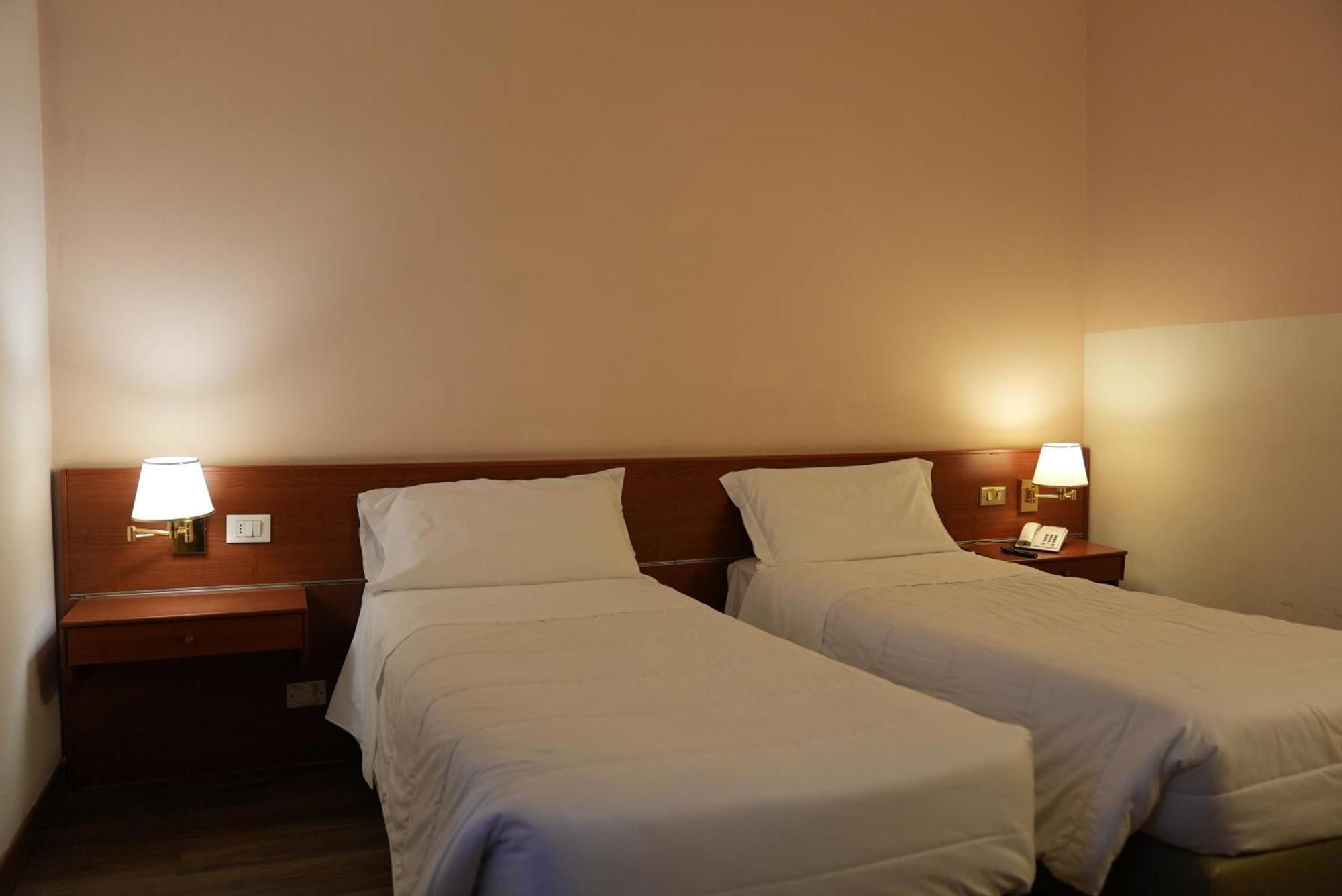 Hotel Albatros Mestre Ngoại thất bức ảnh