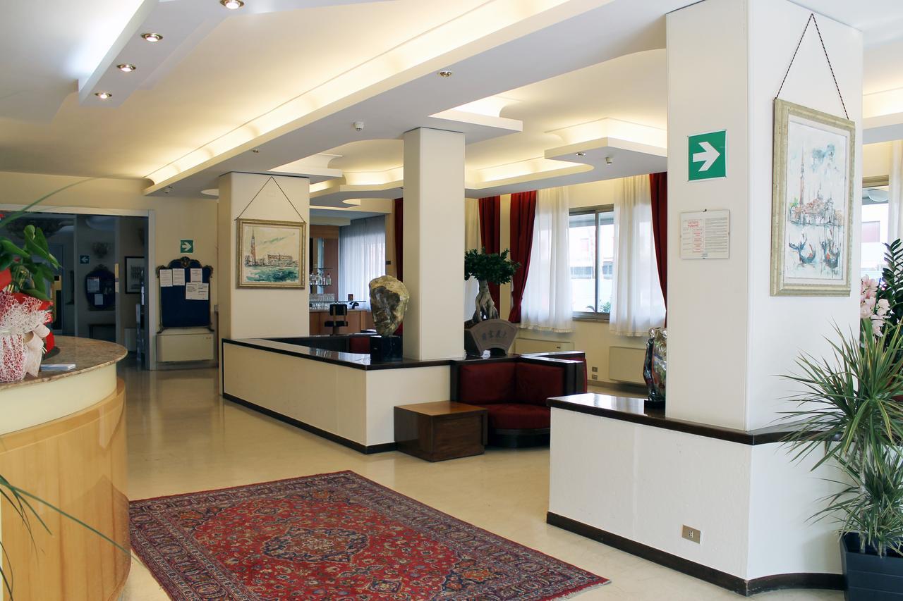 Hotel Albatros Mestre Ngoại thất bức ảnh